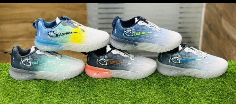 Trendy Gradient Sneakers for Style and Comfort